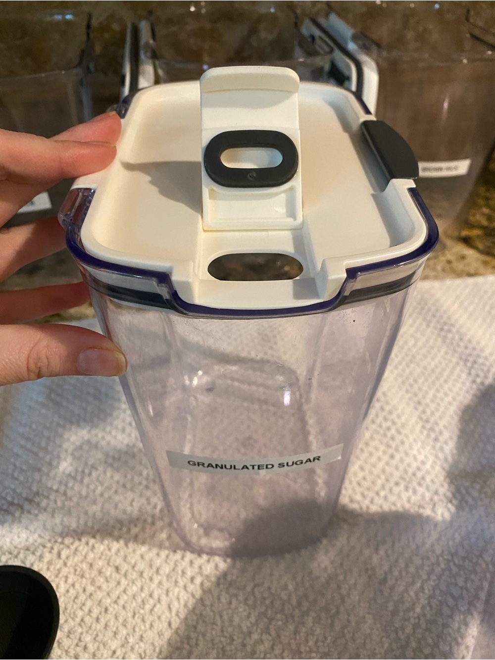 Airtight Clear Food Storage Containers with White Lids - Set of 8 - Picture 3 of 7